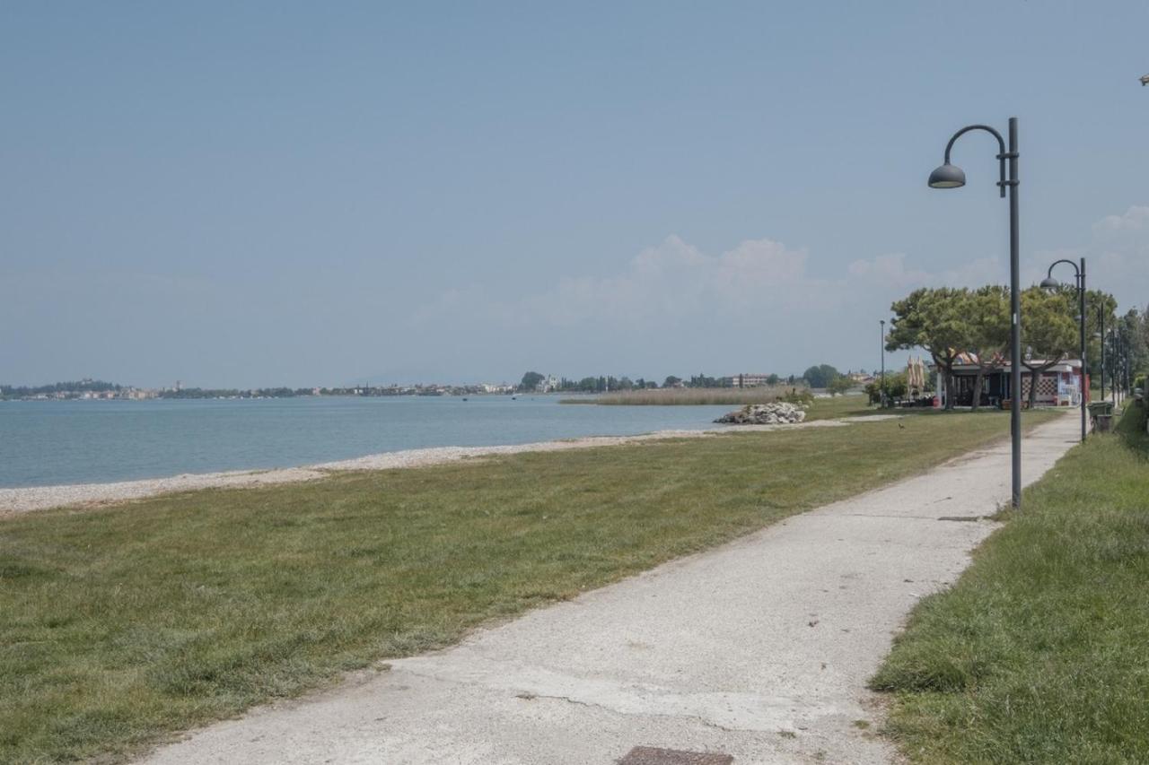 Villetta Daniela - A Due Passi Dalla Spiaggia Sirmione Exteriér fotografie